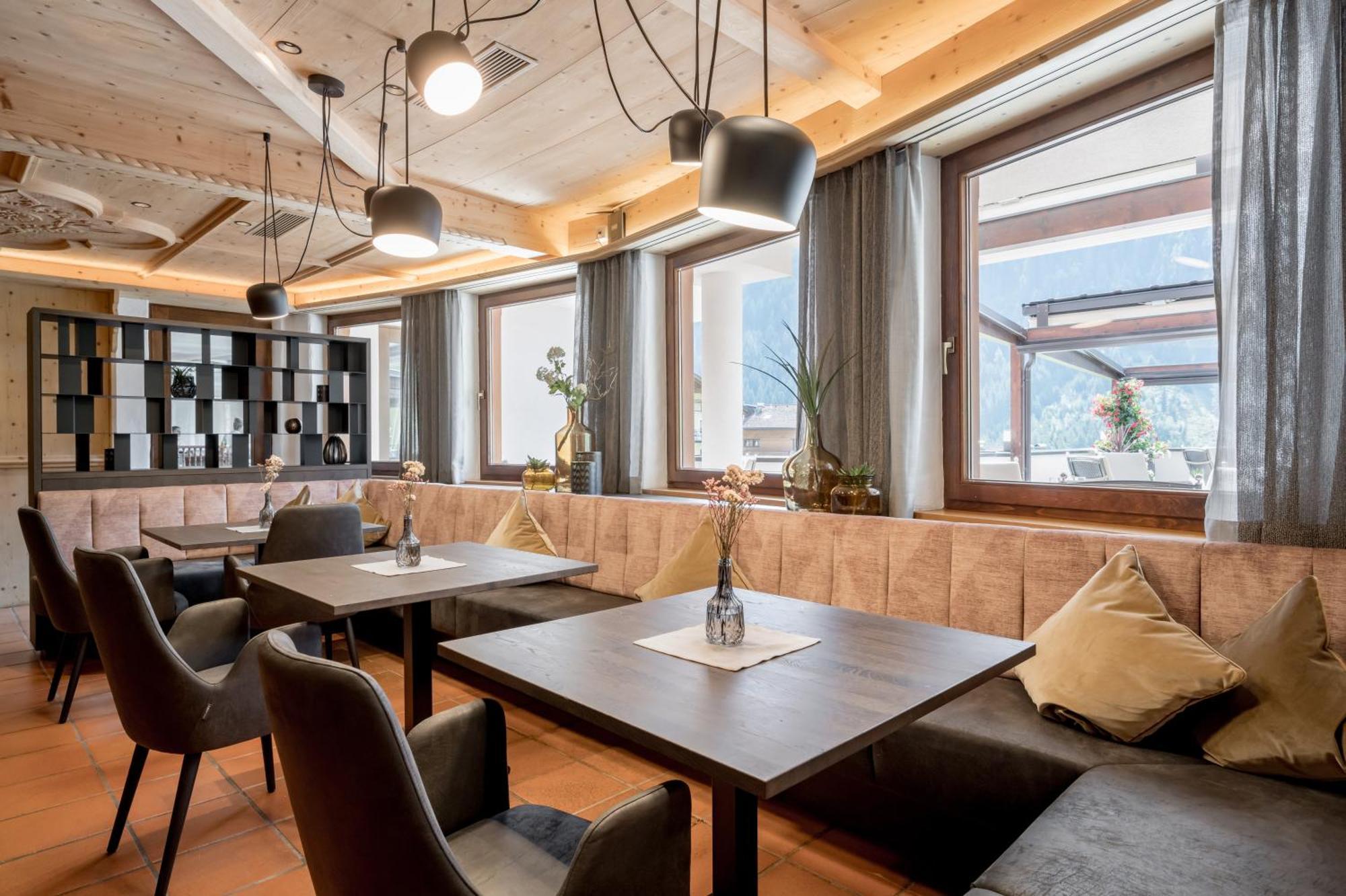 Wellness & Relax Hotel Milderer Hof Neustift im Stubaital Exterior photo