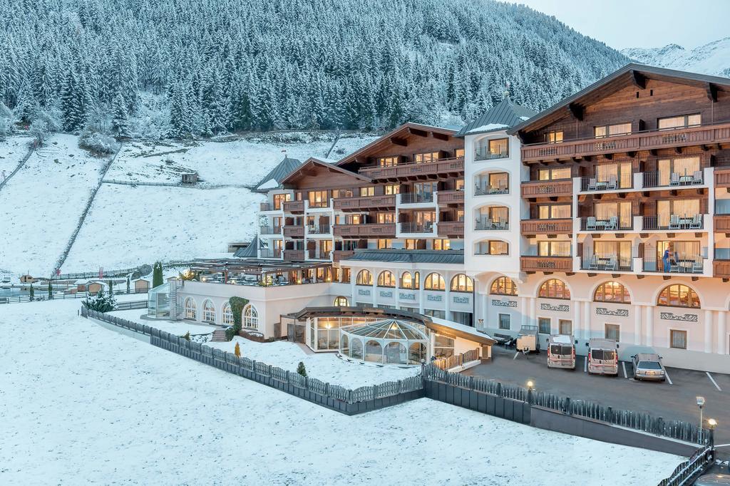 Wellness & Relax Hotel Milderer Hof Neustift im Stubaital Exterior photo