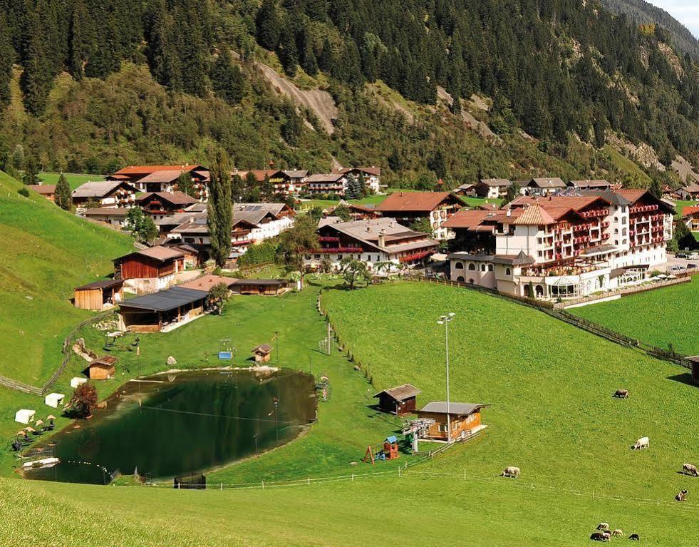 Wellness & Relax Hotel Milderer Hof Neustift im Stubaital Exterior photo